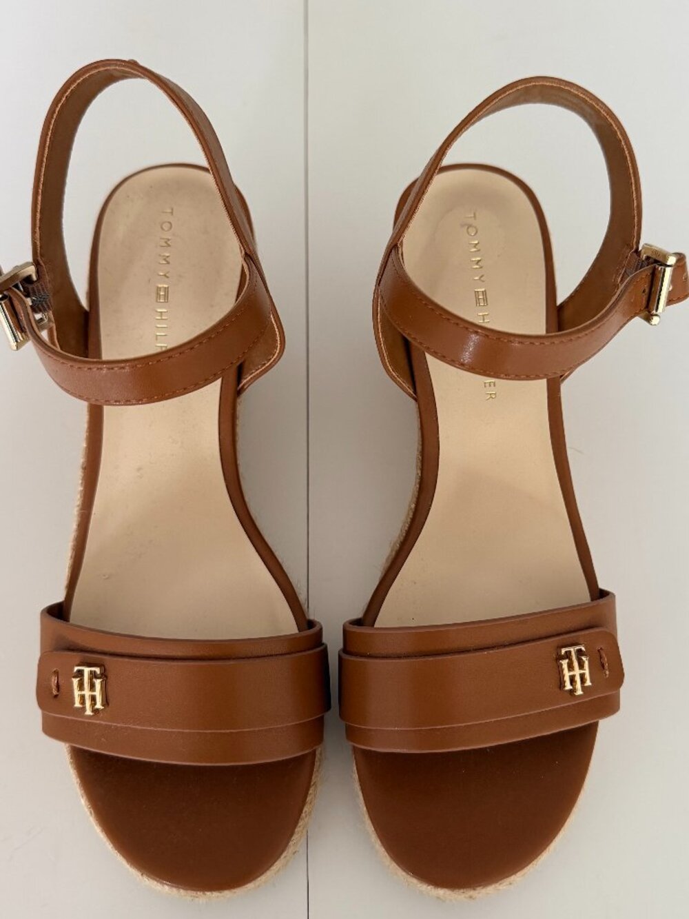 Tommy Hilfiger Genavo Wedge Sandal Womens 7.5 Ankle Strap Espadrille Comfort